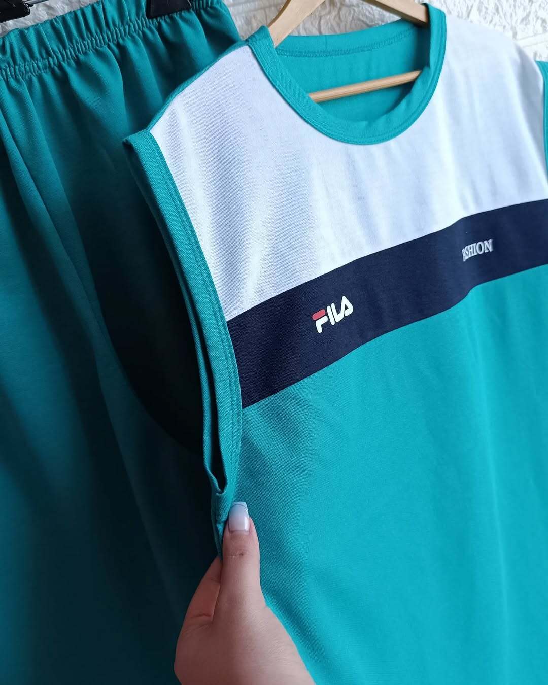  ست تی شرت شلوارک پسرانه شیک سایز 70 و 65 رنگ سفید سورمه ای و فیروزه ای کد ban003 